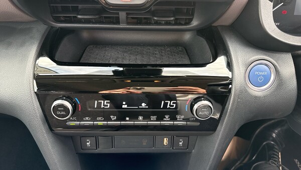 Used Toyota Yaris Cross 2023 for sale - 75638472: Photo 28