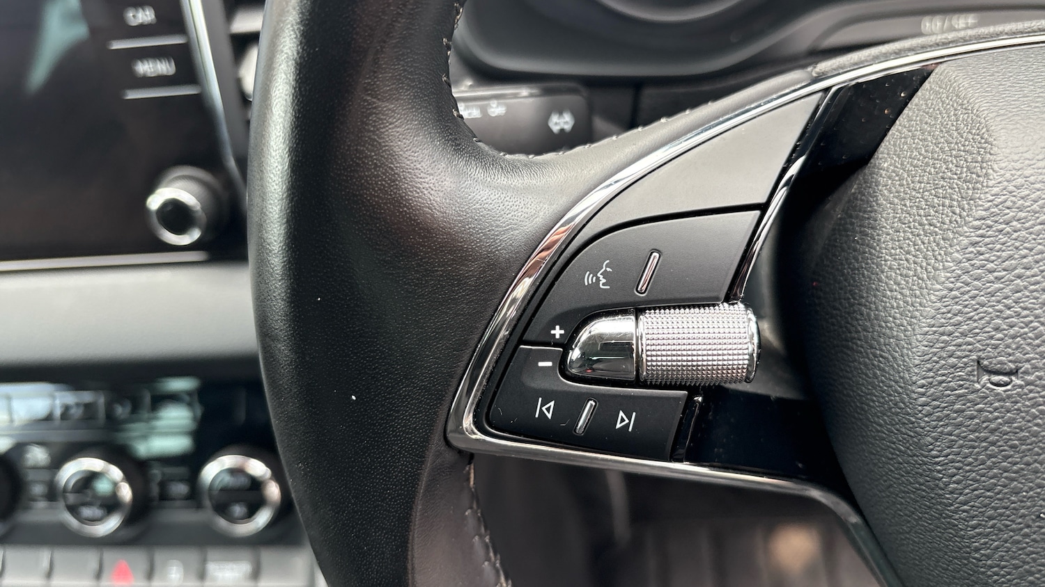 Used Skoda Karoq 2021 for sale - 76707644: Photo 17