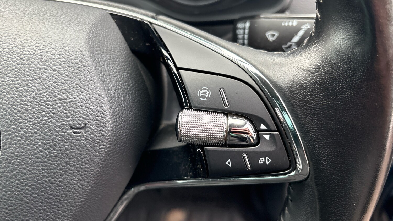 Used Skoda Karoq 2021 for sale - 76707644: Photo 18