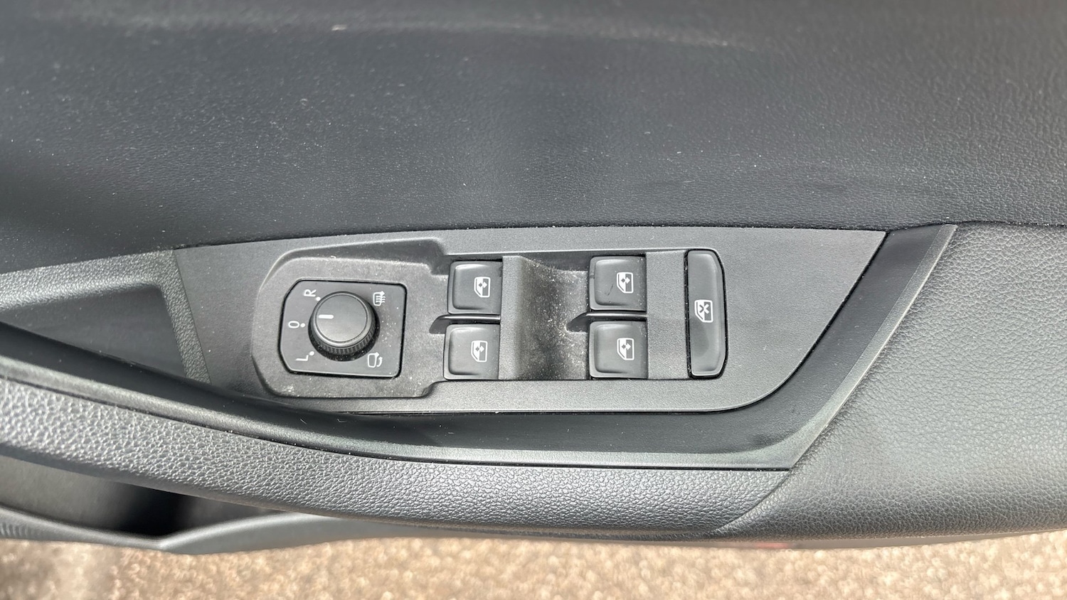 Used Skoda Karoq 2021 for sale - 76707644: Photo 38