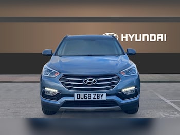 Used Hyundai Santa Fe 2018 for sale - 76422203: Photo