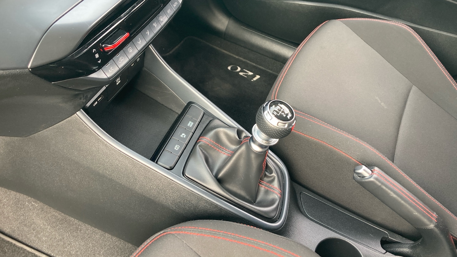 Used Hyundai i20 2024 for sale - 76127927: Photo 13