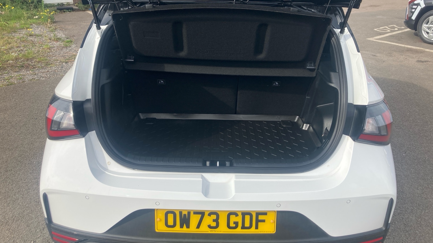 Used Hyundai i20 2024 for sale - 76127927: Photo 4