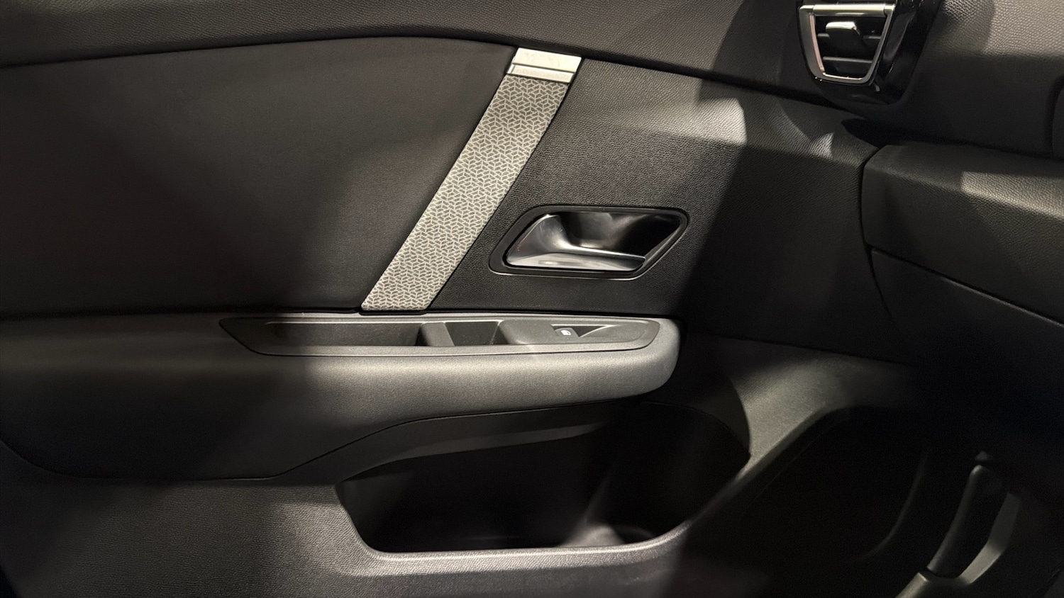 Used Citroen C4 2024 for sale - 77893187: Photo 44