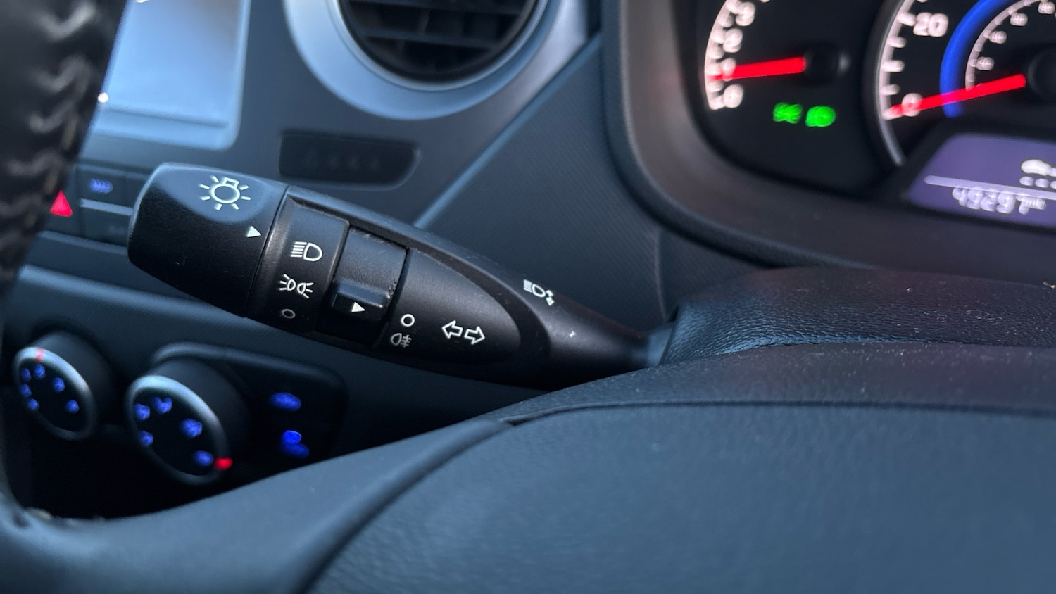 Used Hyundai i10 2019 for sale - 77777447: Photo 34