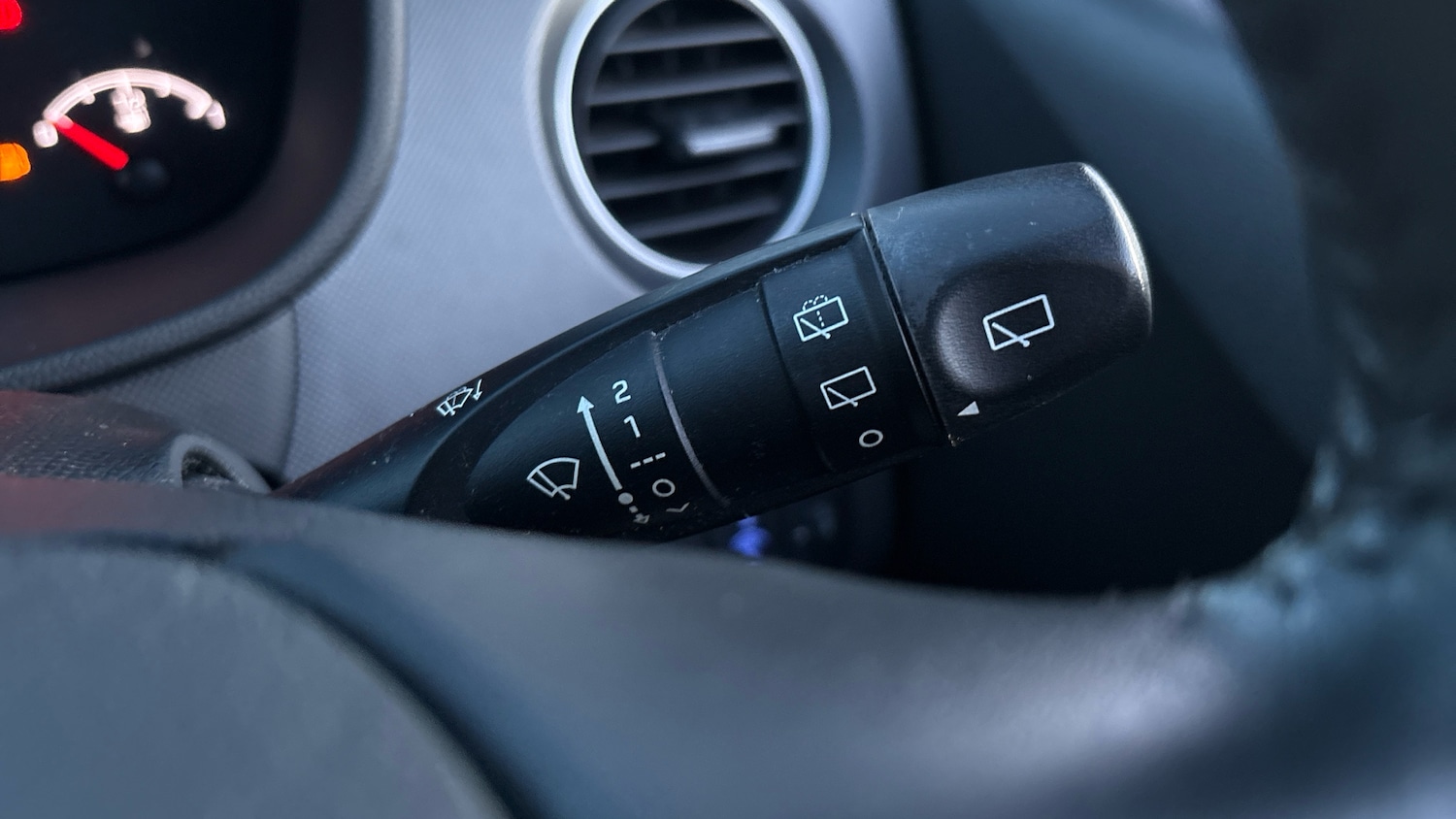 Used Hyundai i10 2019 for sale - 77777447: Photo 35