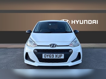 Used Hyundai i10 2019 for sale - 77777447: Photo