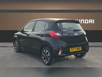 Used Hyundai i10 2023 for sale - 77730756: Photo