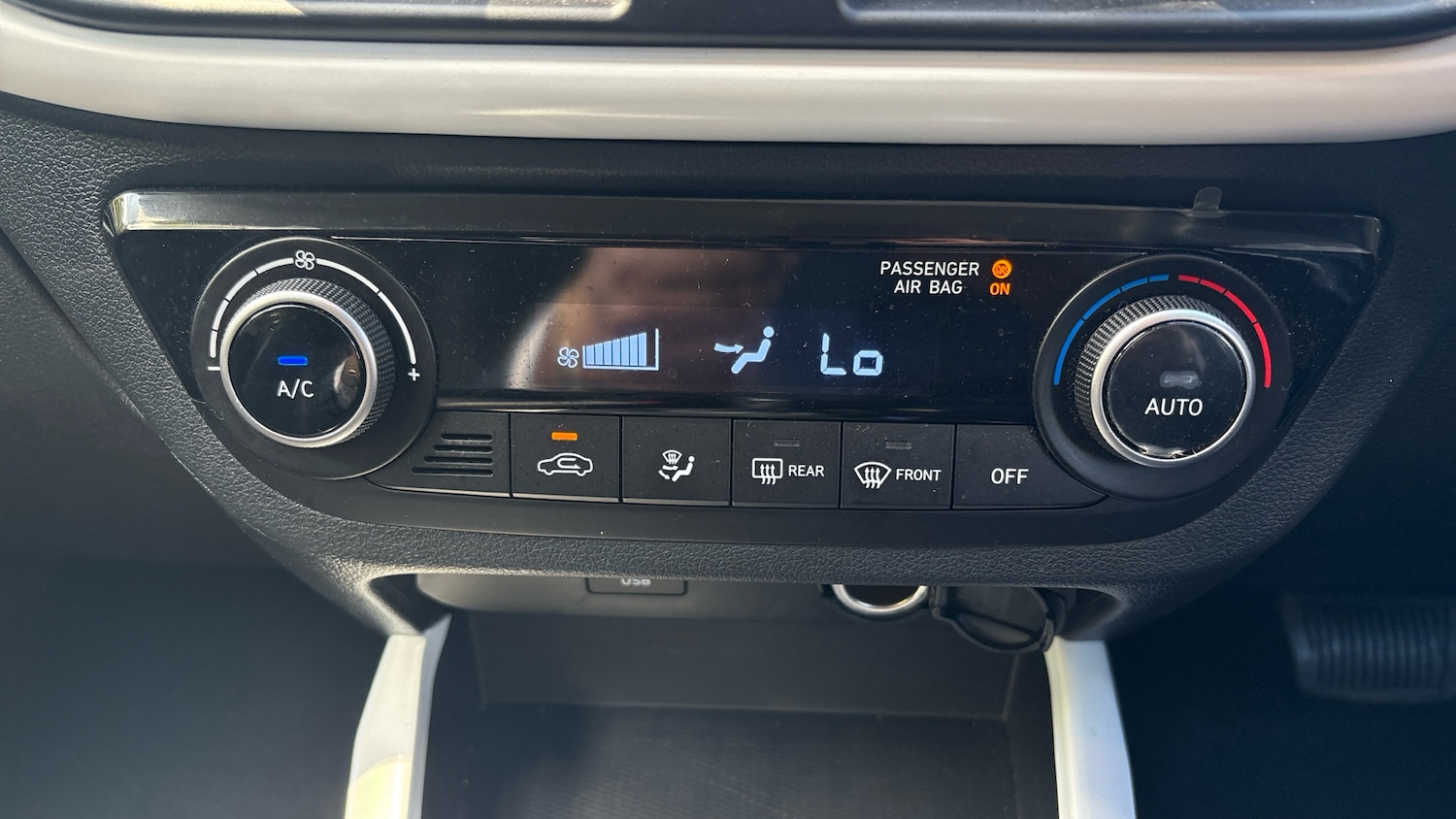 Used Hyundai i10 2022 for sale - 76101224: Photo 22