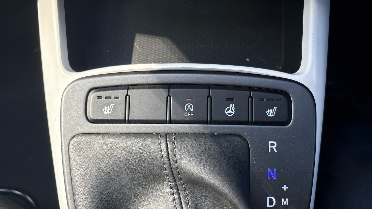 Used Hyundai i10 2022 for sale - 76101224: Photo 23