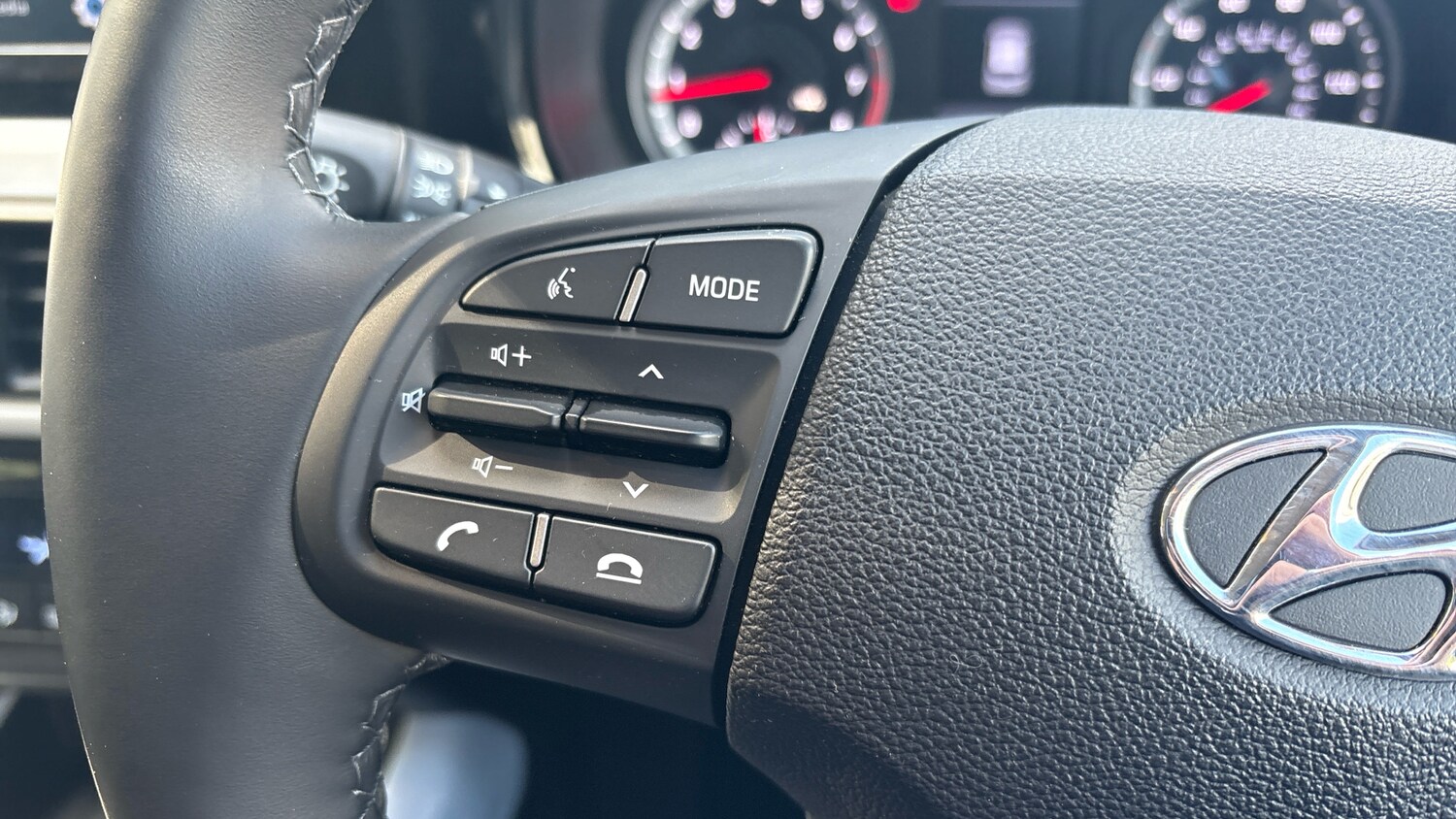 Used Hyundai i10 2022 for sale - 76101224: Photo 25