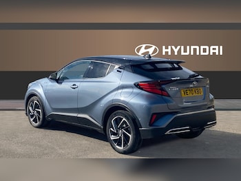 Used Toyota C-HR 2021 for sale - 78081608: Photo