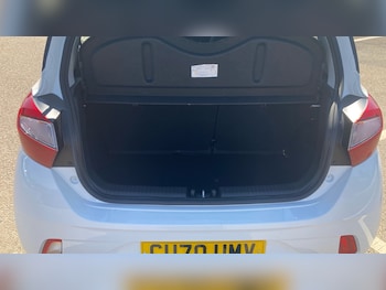 Used Hyundai i10 2020 for sale - 79403745: Photo