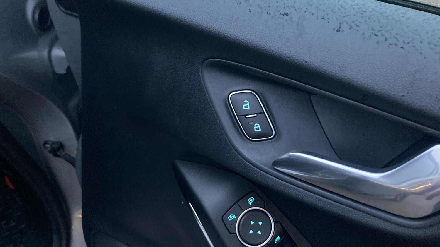 Used Ford Puma 2020 for sale - 76402334: Photo 30