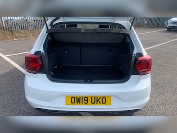 Used Volkswagen Polo 2019 for sale - 77973880: Photo