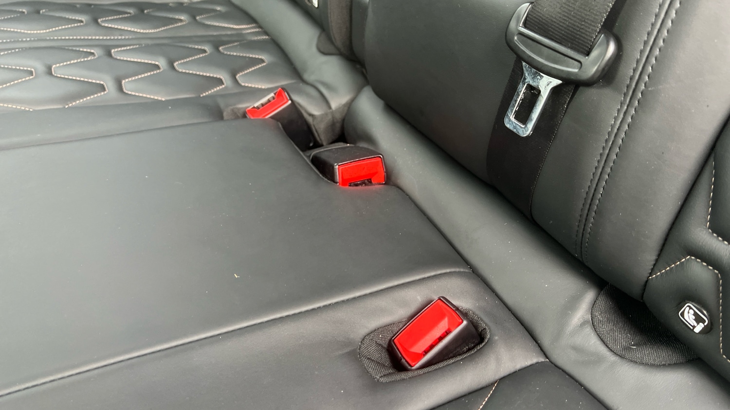 Used Peugeot 3008 2017 for sale - 76470898: Photo 17