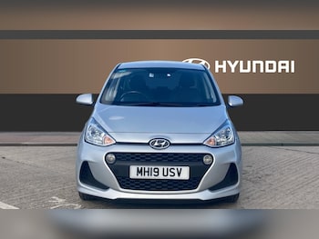 Used Hyundai i10 2019 for sale - 79101705: Photo