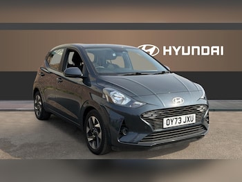 Used Hyundai i10 2023 for sale - 79292858: Photo