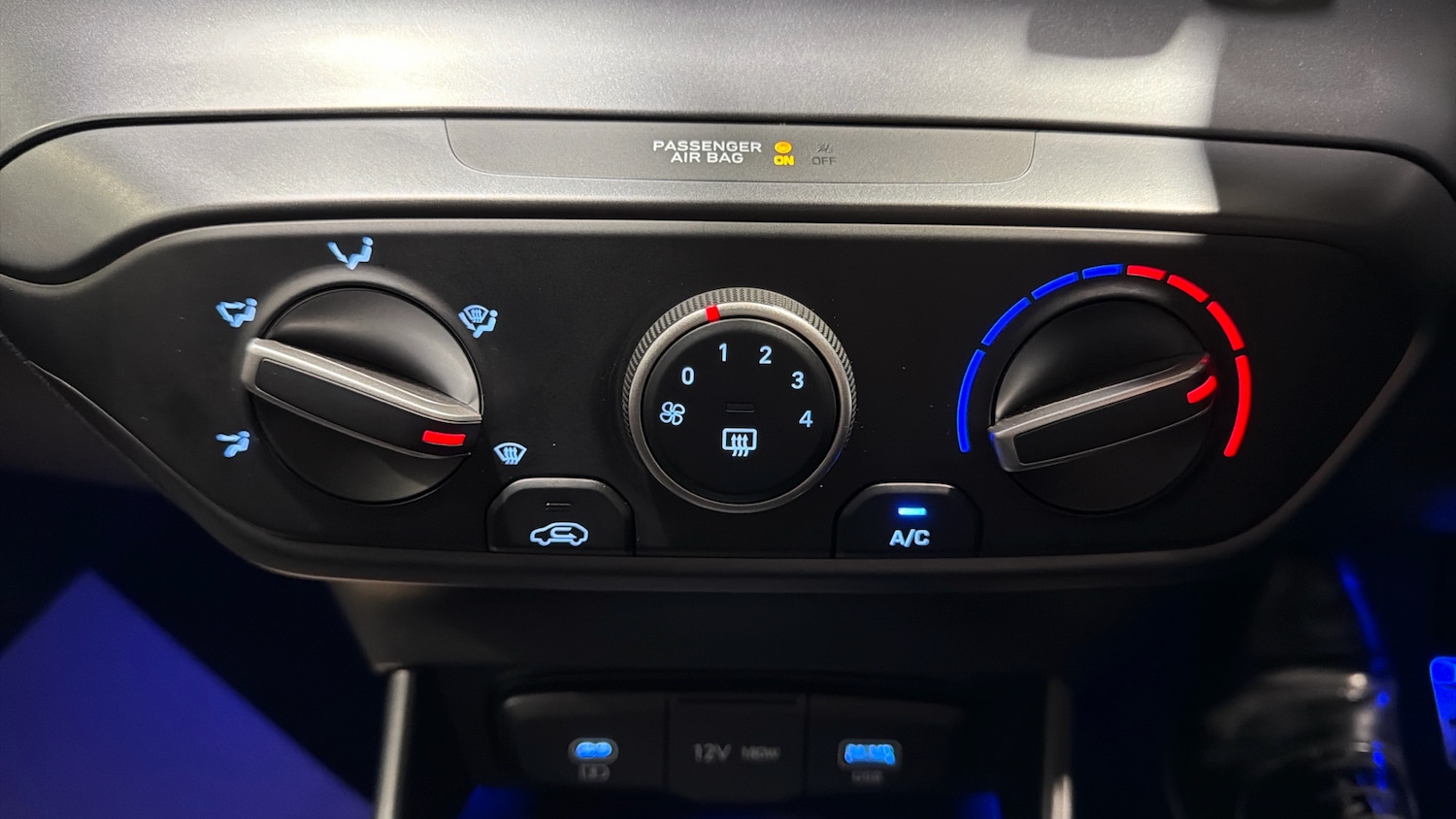 Used Hyundai BAYON 2025 for sale - 77196361: Photo 30