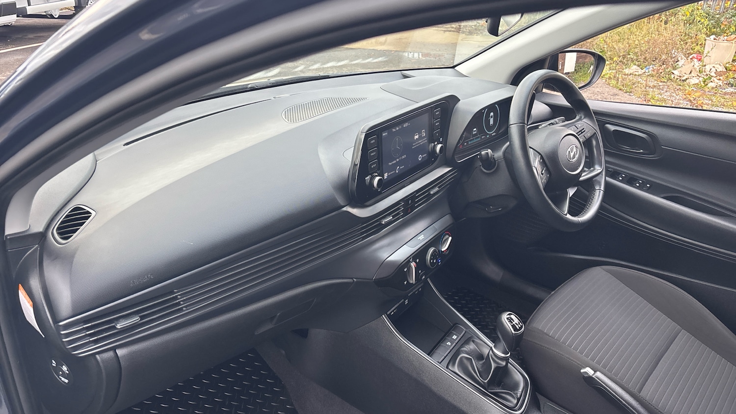 Used Hyundai i20 2022 for sale - 76477758: Photo 9