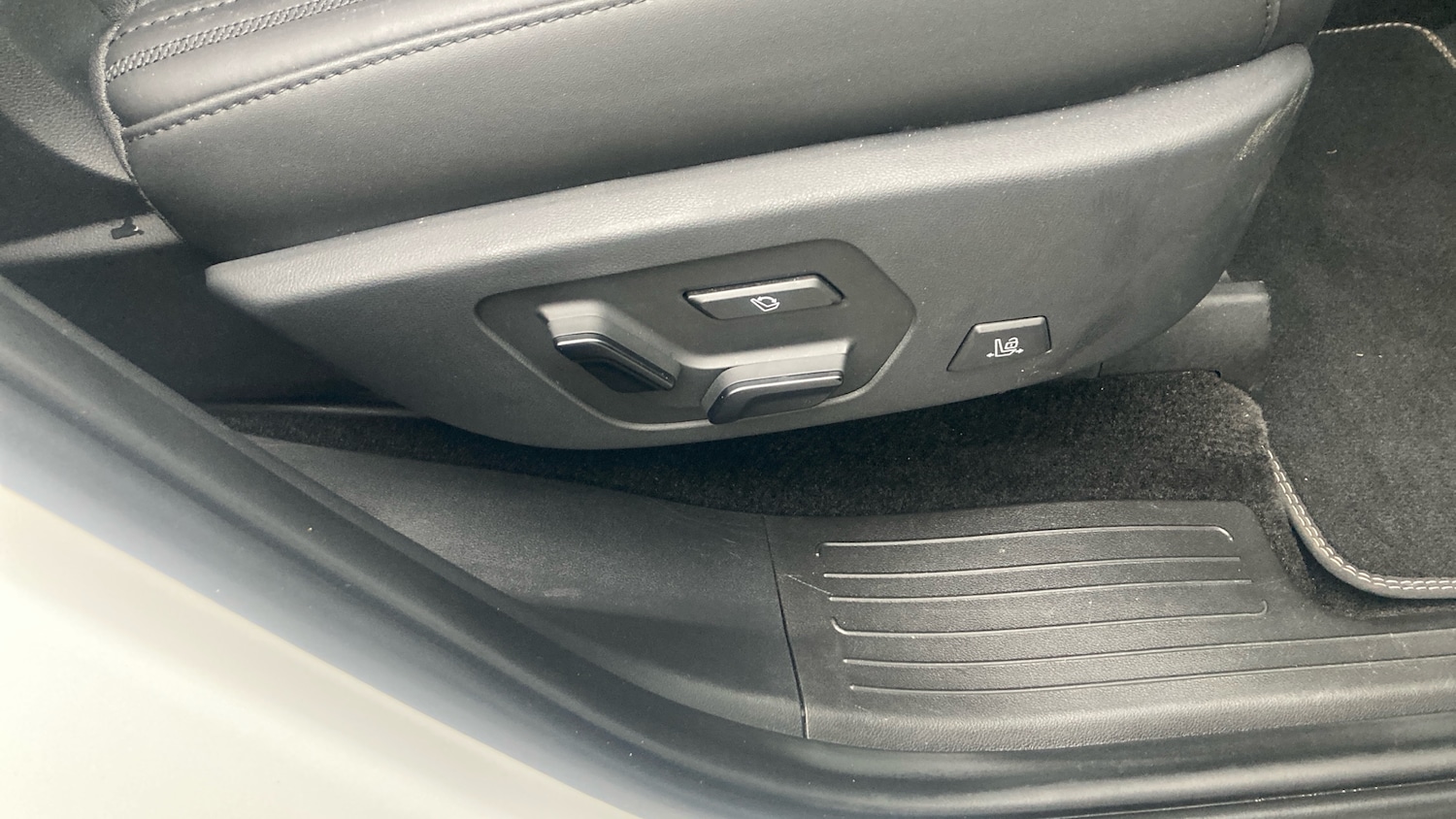 Used Hyundai Santa Fe 2025 for sale - 77337522: Photo 44