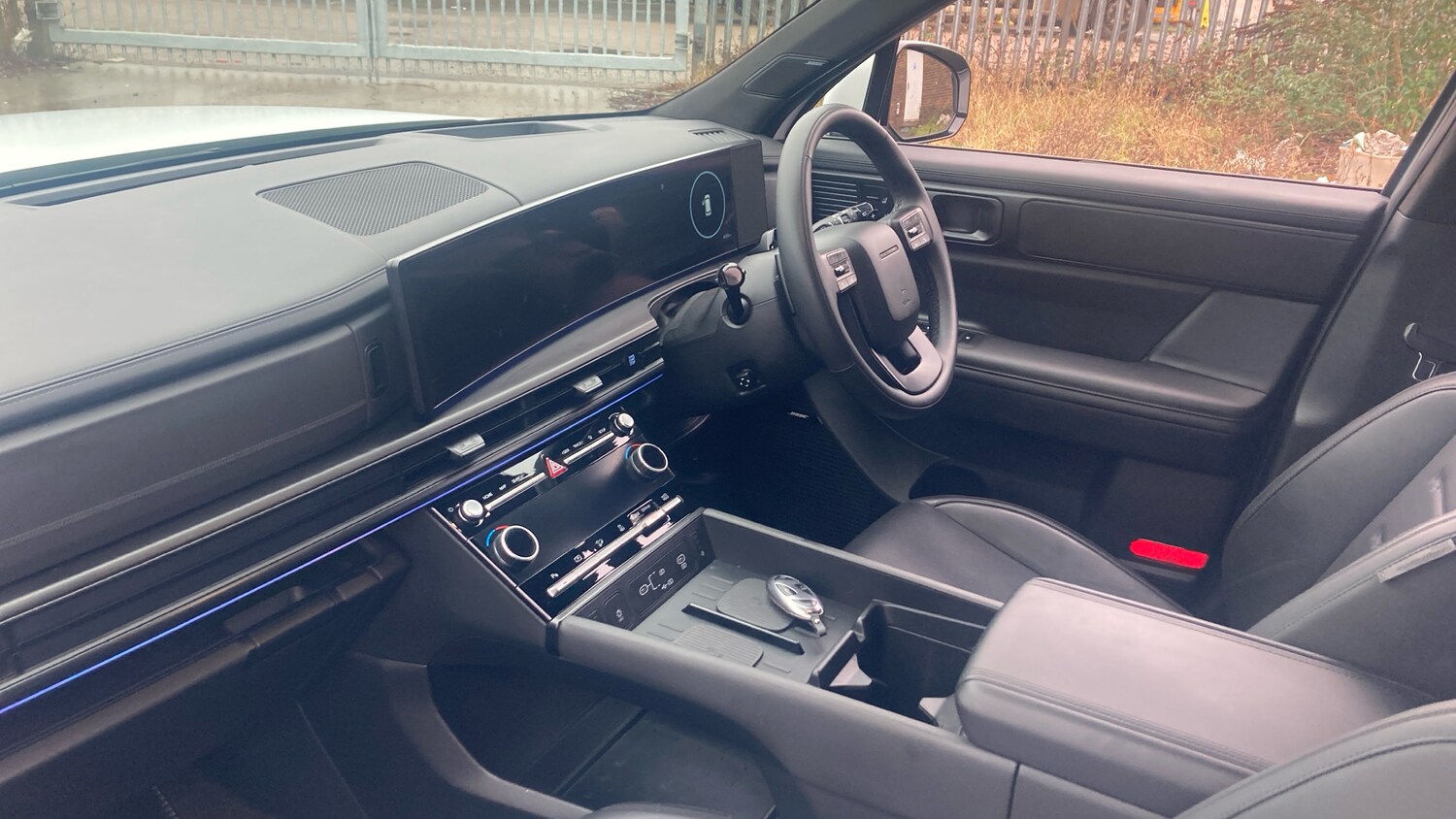 Used Hyundai Santa Fe 2025 for sale - 77337522: Photo 9