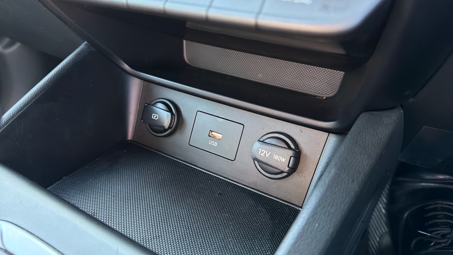 Used Hyundai KONA 2023 for sale - 77945975: Photo 29