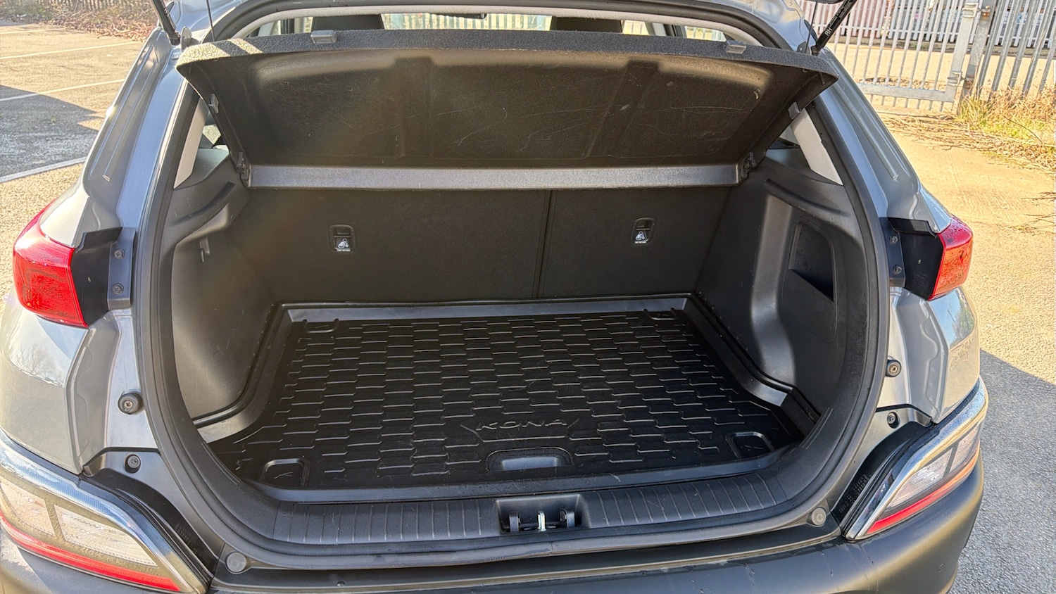 Used Hyundai KONA 2023 for sale - 77945975: Photo 4