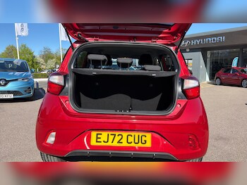 Used Hyundai i10 2023 for sale - 78354062: Photo