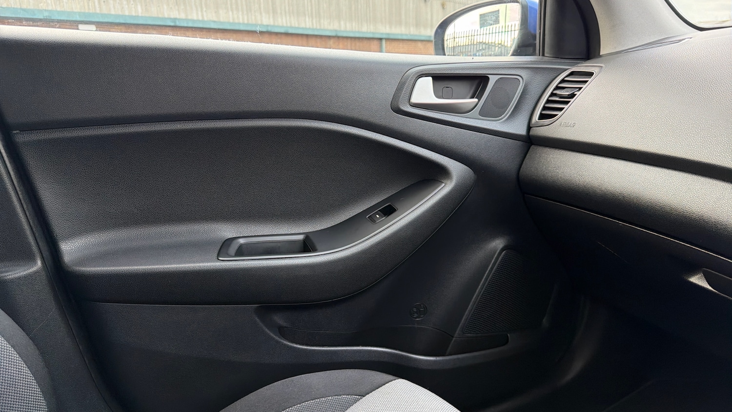 Used Hyundai i20 2019 for sale - 76959766: Photo 36