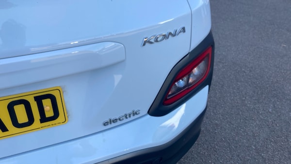 Used Hyundai KONA 2020 for sale - 76181303: Photo 43