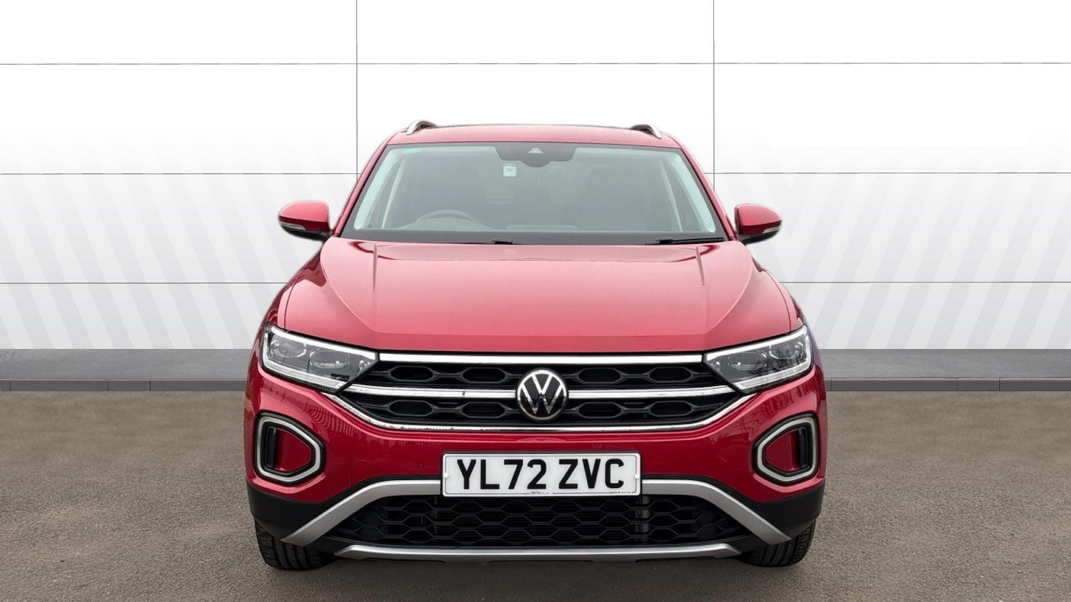 Used Volkswagen T-Roc 2023 for sale - 78084348: Photo 3