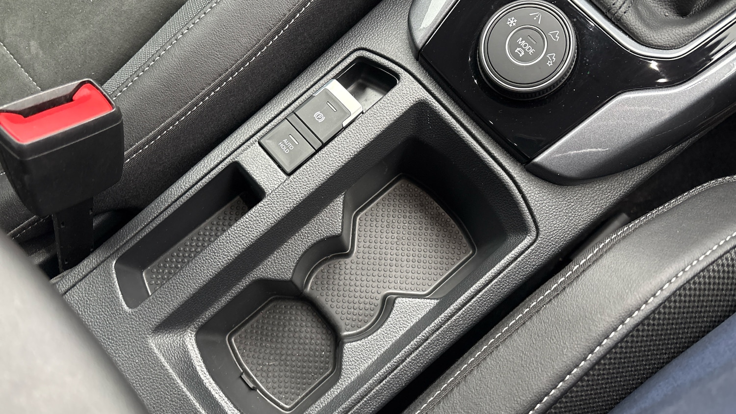 Used Volkswagen T-Roc 2023 for sale - 78084348: Photo 39