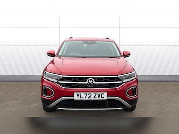 Used Volkswagen T-Roc 2023 for sale - 78084348: Photo