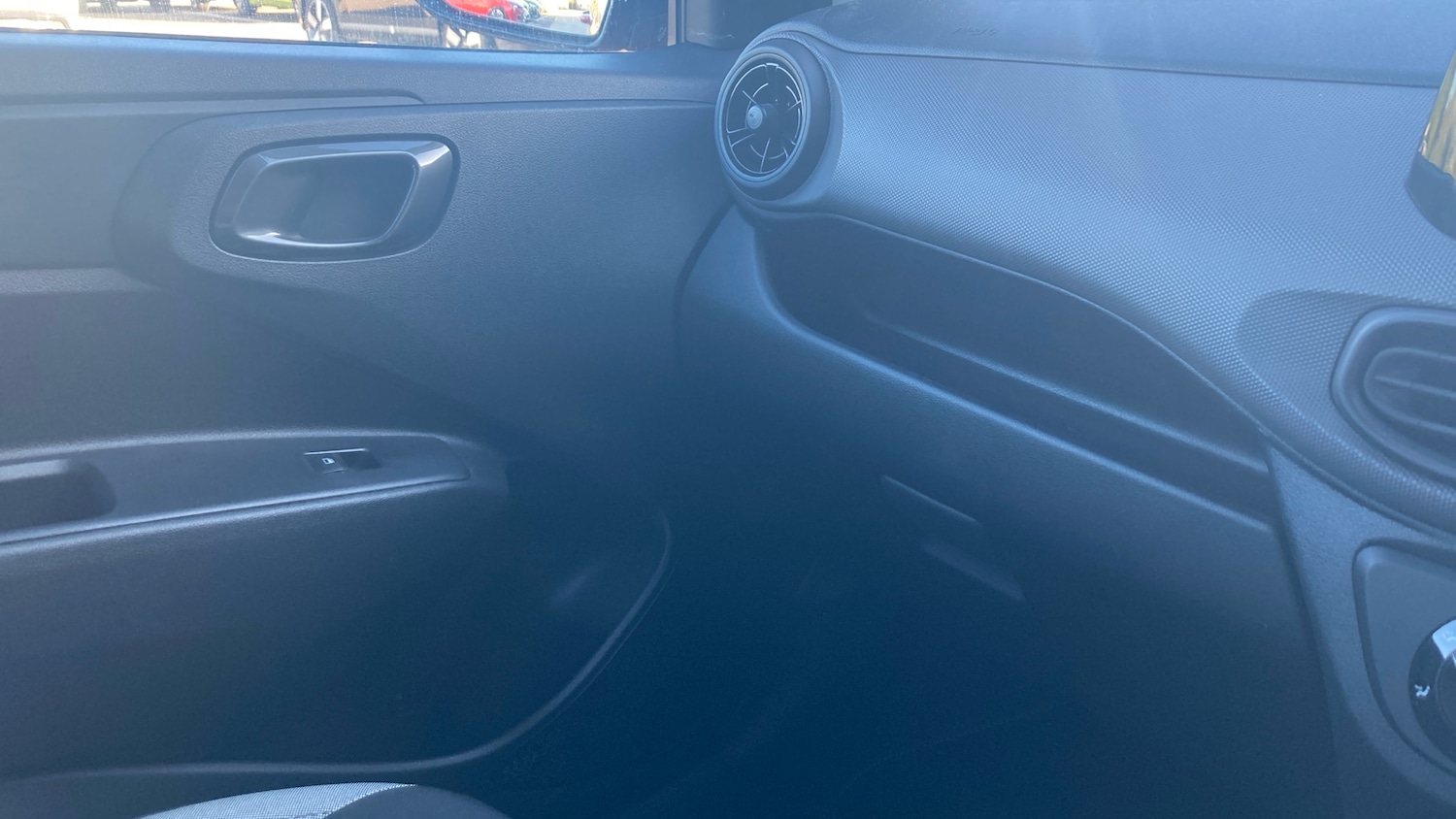 Used Hyundai i10 2023 for sale - 76127926: Photo 32