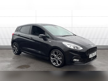 Used Ford Fiesta 2018 for sale - 77516300: Photo