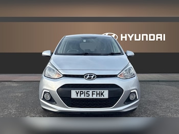Used Hyundai i10 2015 for sale - 76461679: Photo