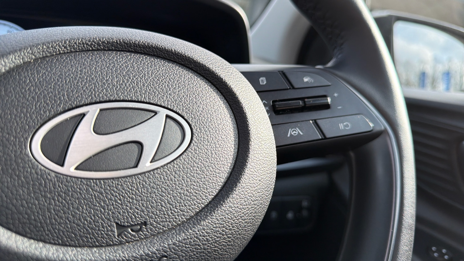 Used Hyundai BAYON 2025 for sale - 77675319: Photo 25