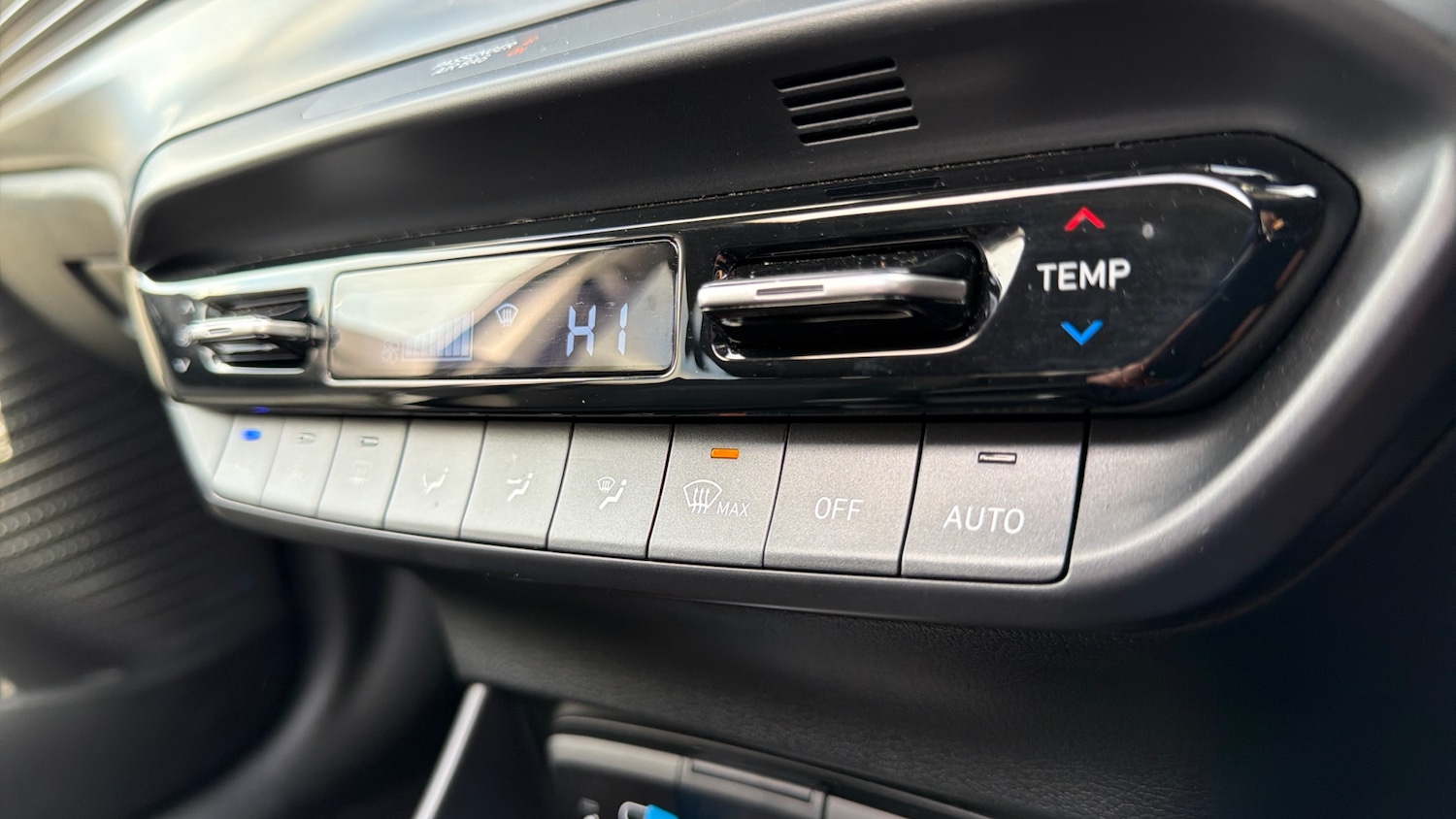 Used Hyundai BAYON 2025 for sale - 77675319: Photo 32