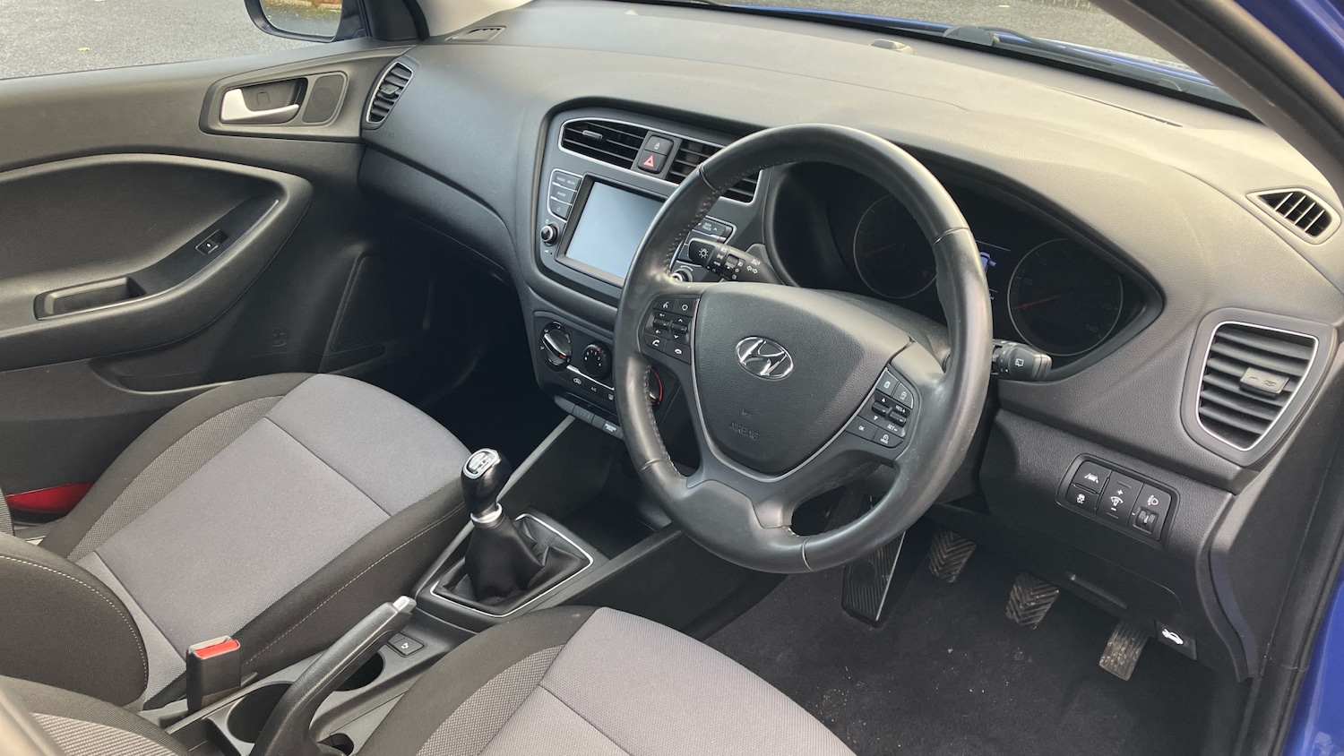 Used Hyundai i20 2020 for sale - 76777952: Photo 11