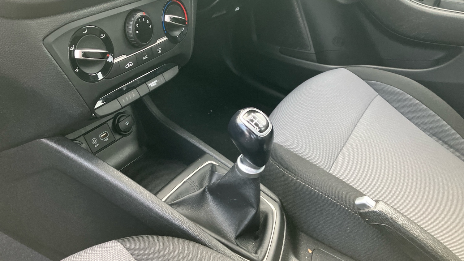 Used Hyundai i20 2020 for sale - 76777952: Photo 13