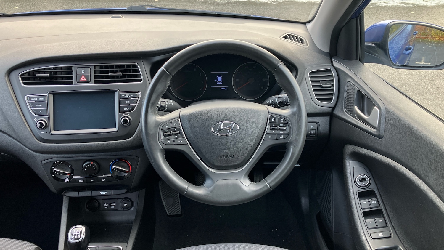 Used Hyundai i20 2020 for sale - 76777952: Photo 25