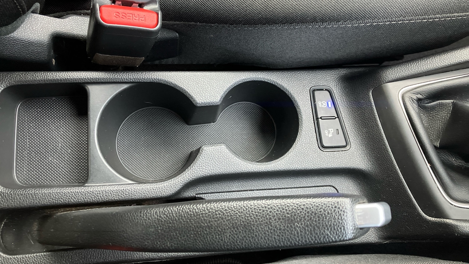 Used Hyundai i20 2020 for sale - 76777952: Photo 30