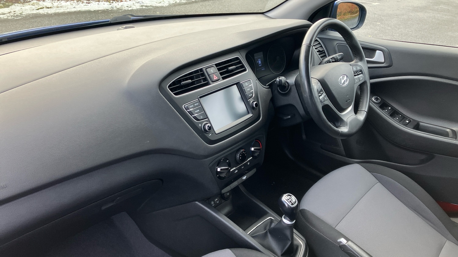 Used Hyundai i20 2020 for sale - 76777952: Photo 9