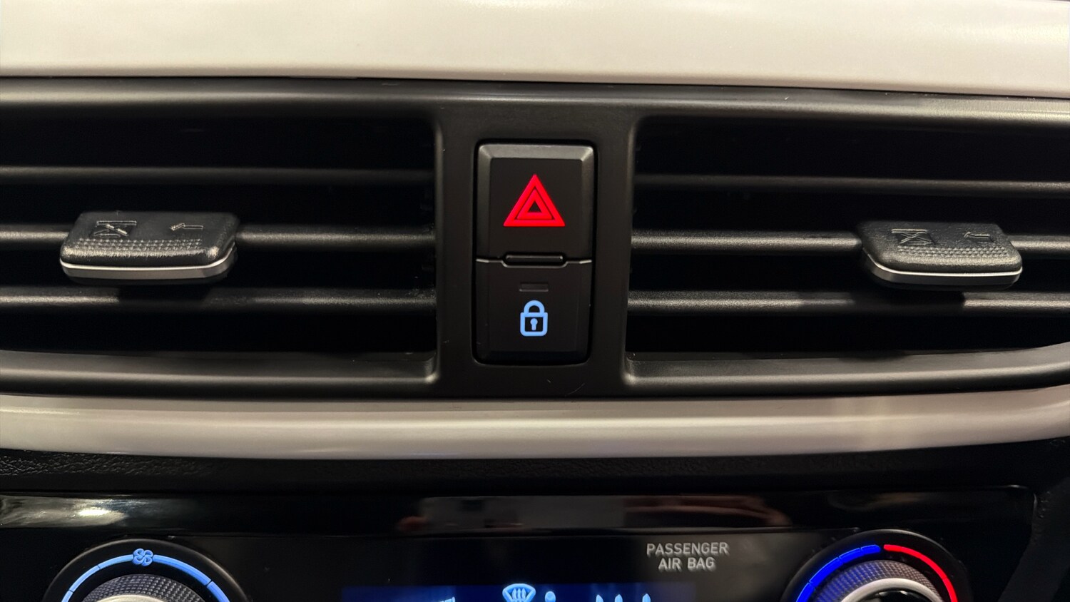 Used Hyundai i10 2022 for sale - 76891985: Photo 27