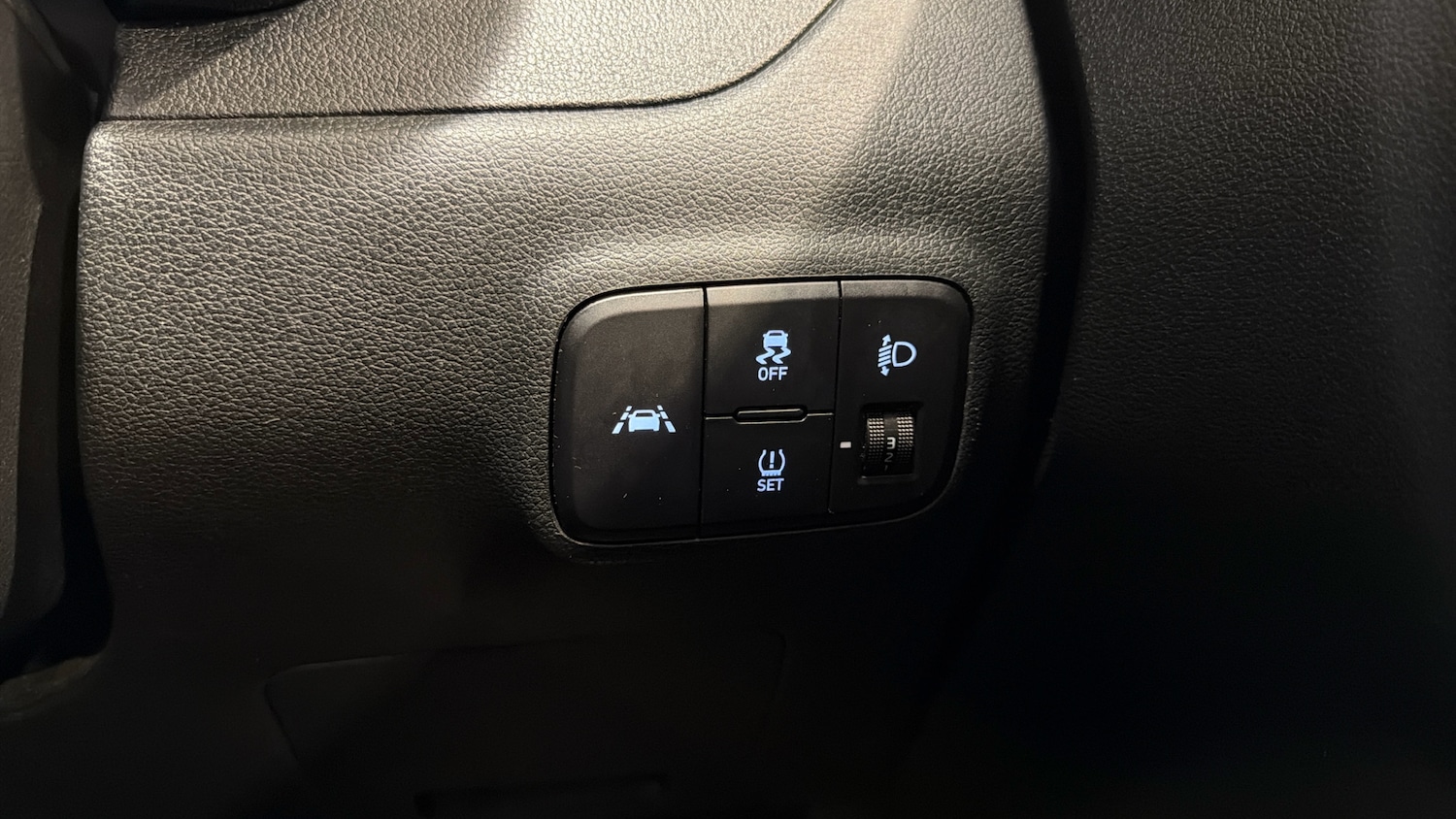 Used Hyundai i10 2022 for sale - 76891985: Photo 34