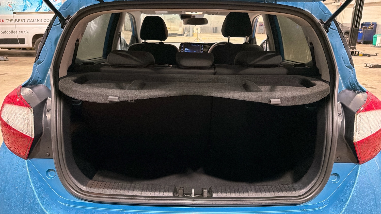 Used Hyundai i10 2022 for sale - 76891985: Photo 4