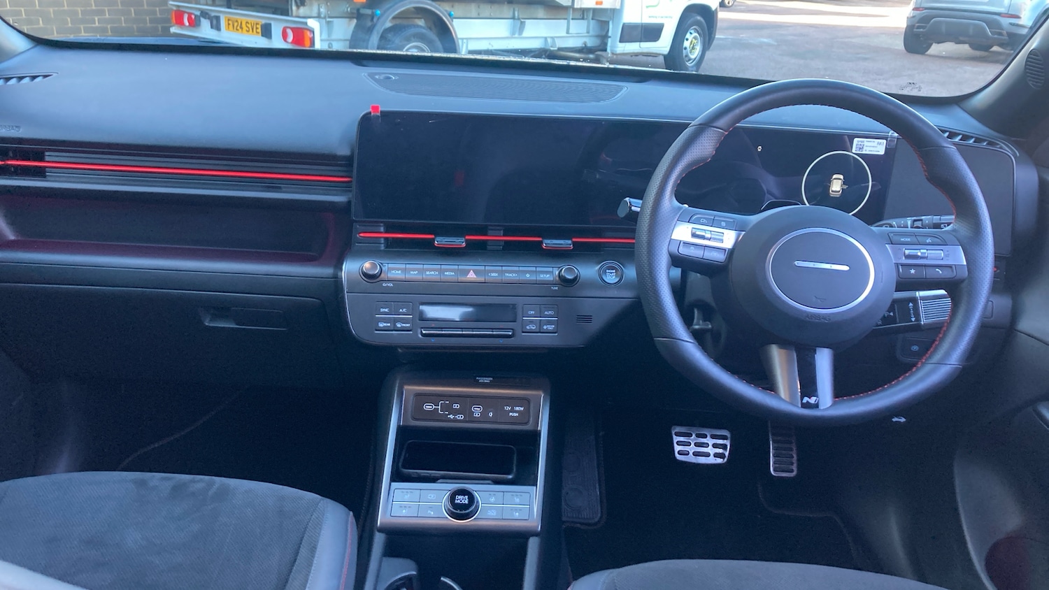 Used Hyundai KONA 2025 for sale - 77337524: Photo 10