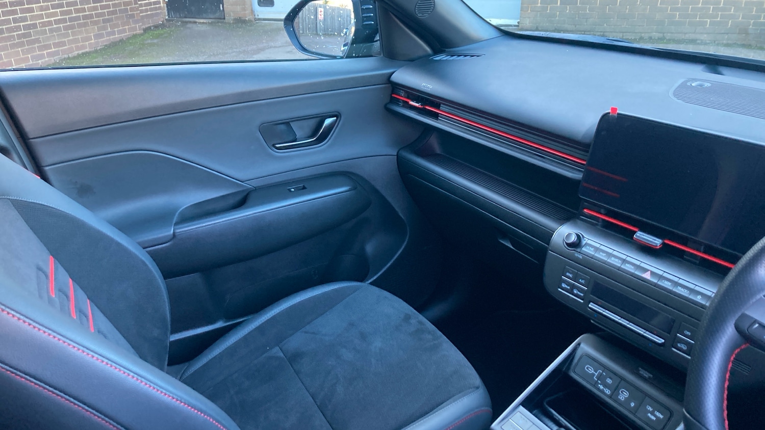 Used Hyundai KONA 2025 for sale - 77337524: Photo 14