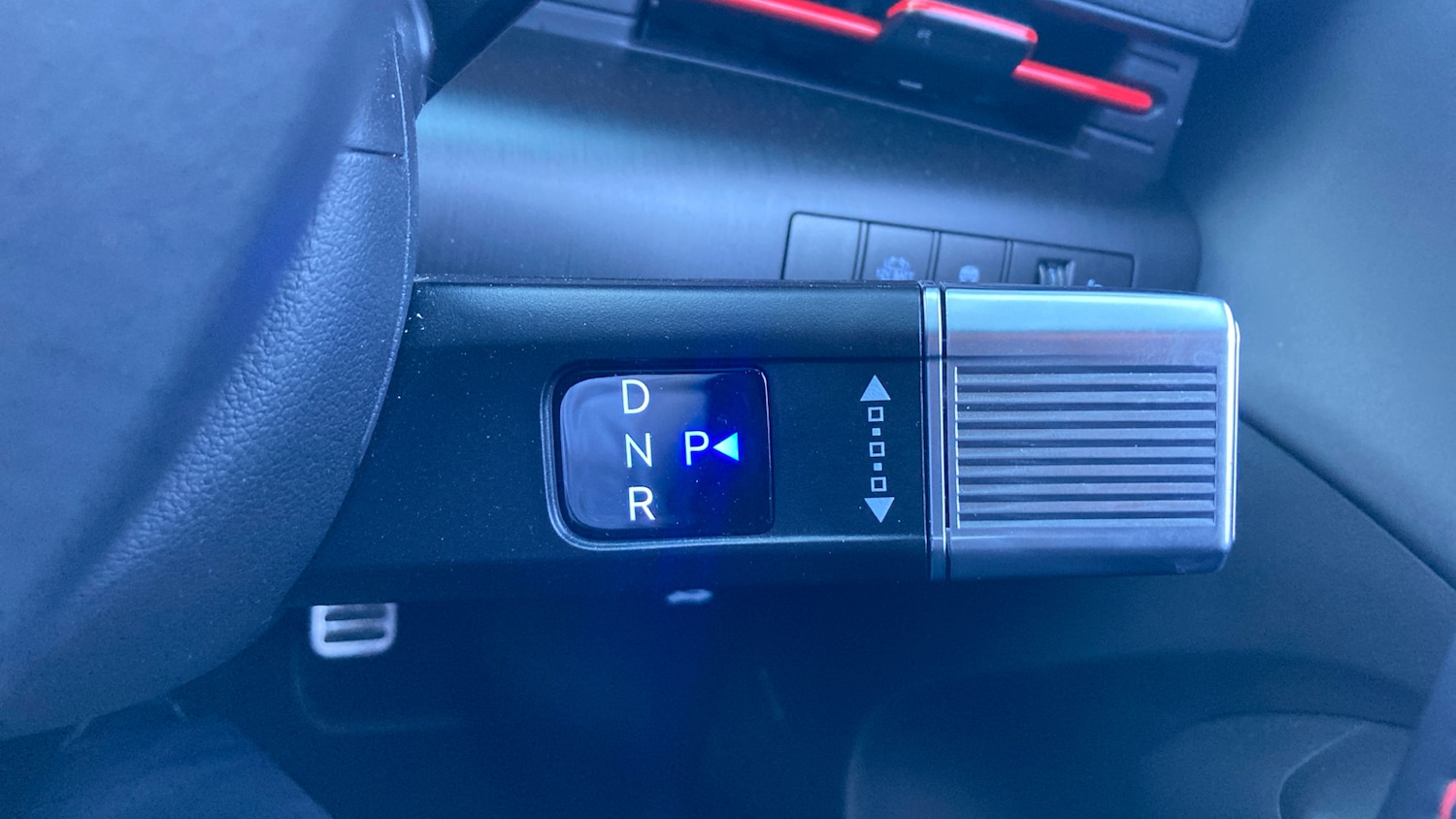 Used Hyundai KONA 2025 for sale - 77337524: Photo 35